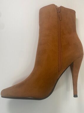 Tan Terracotta Boots Size 7.5 No Box NEW
